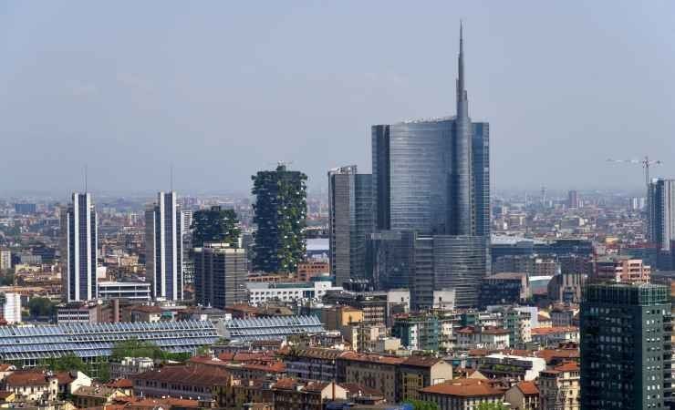 Vedere lo skyline di Milano al Belvedere Experience