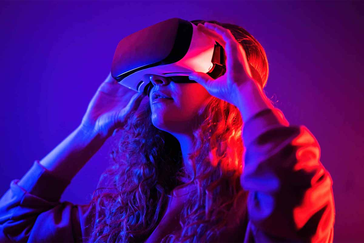 Dove godersi un aperitivo con visore vr a Milano 