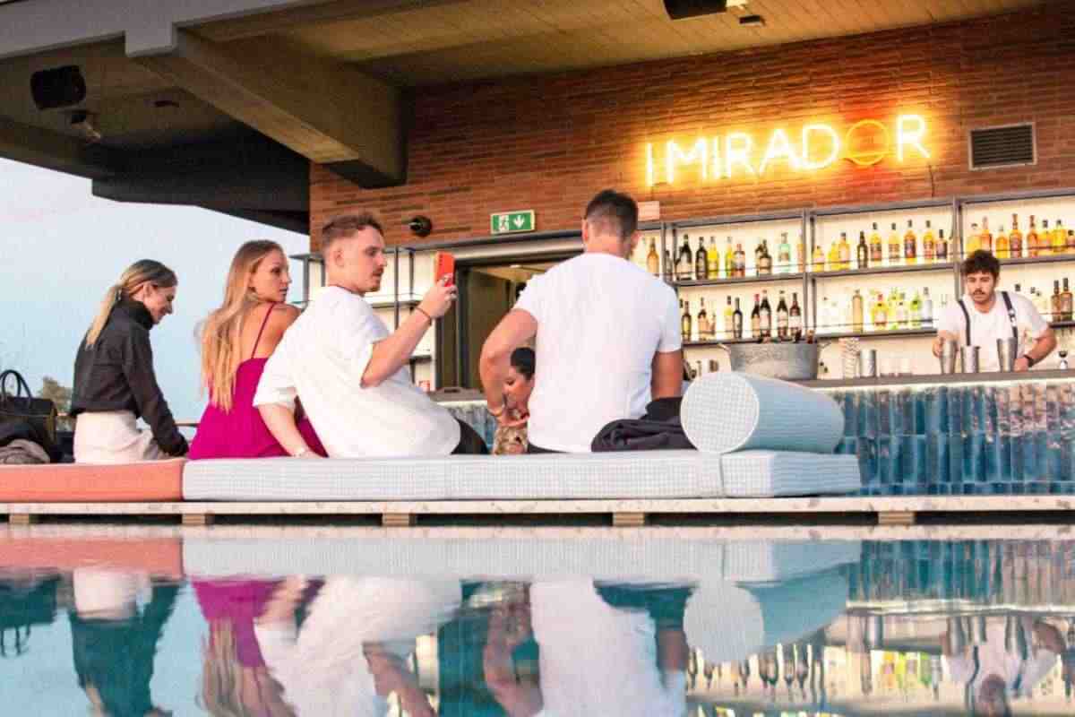 aperitivo in terrazza a milano