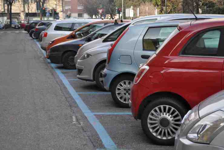 Parcheggi Milano, ecco come cambiano le normative