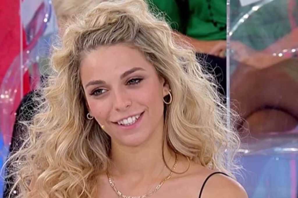 Carola Carpanelli cambia look: cosa ha fatto ai capelli