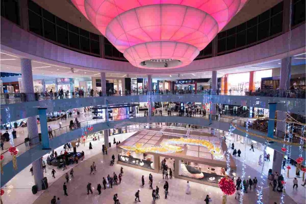 Apre a Milano un nuovo centro commerciale