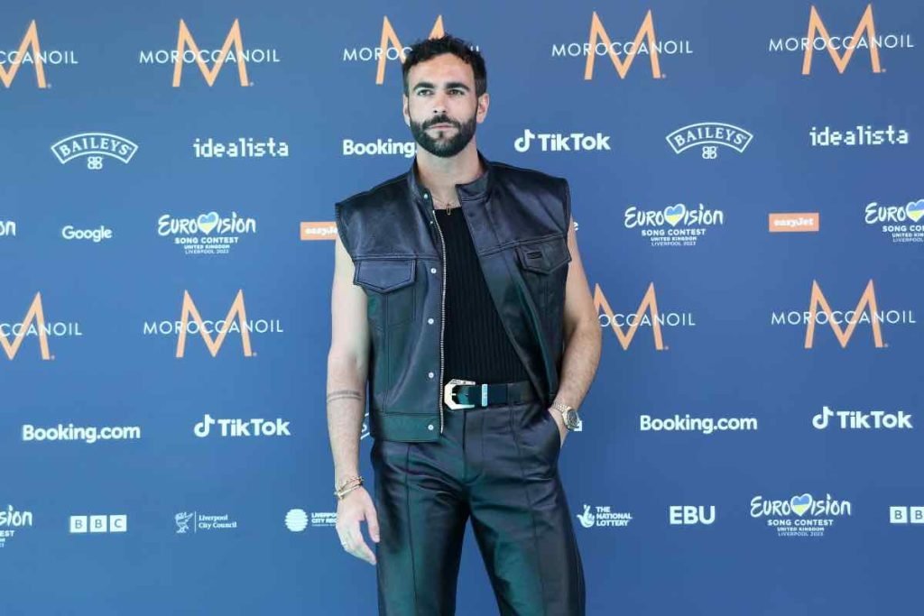 Marco Mengoni e i suoi primi passi: "Devi imparare a difenderti"