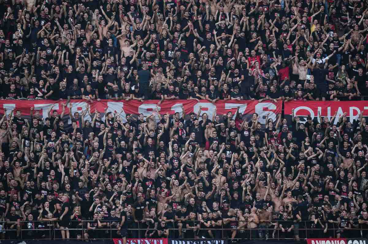 Newcastle-Milan scontri tifosi