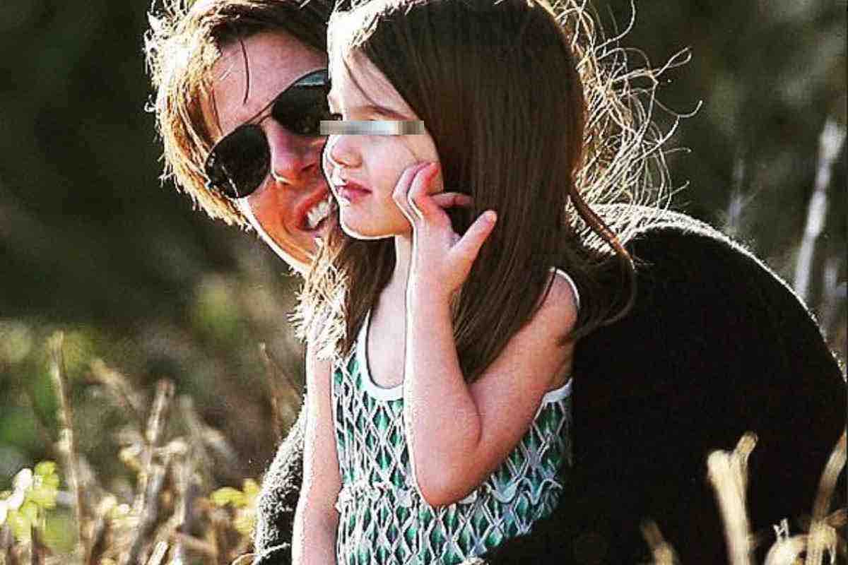 tom cruise rapporti tagliato con figlia suri perché