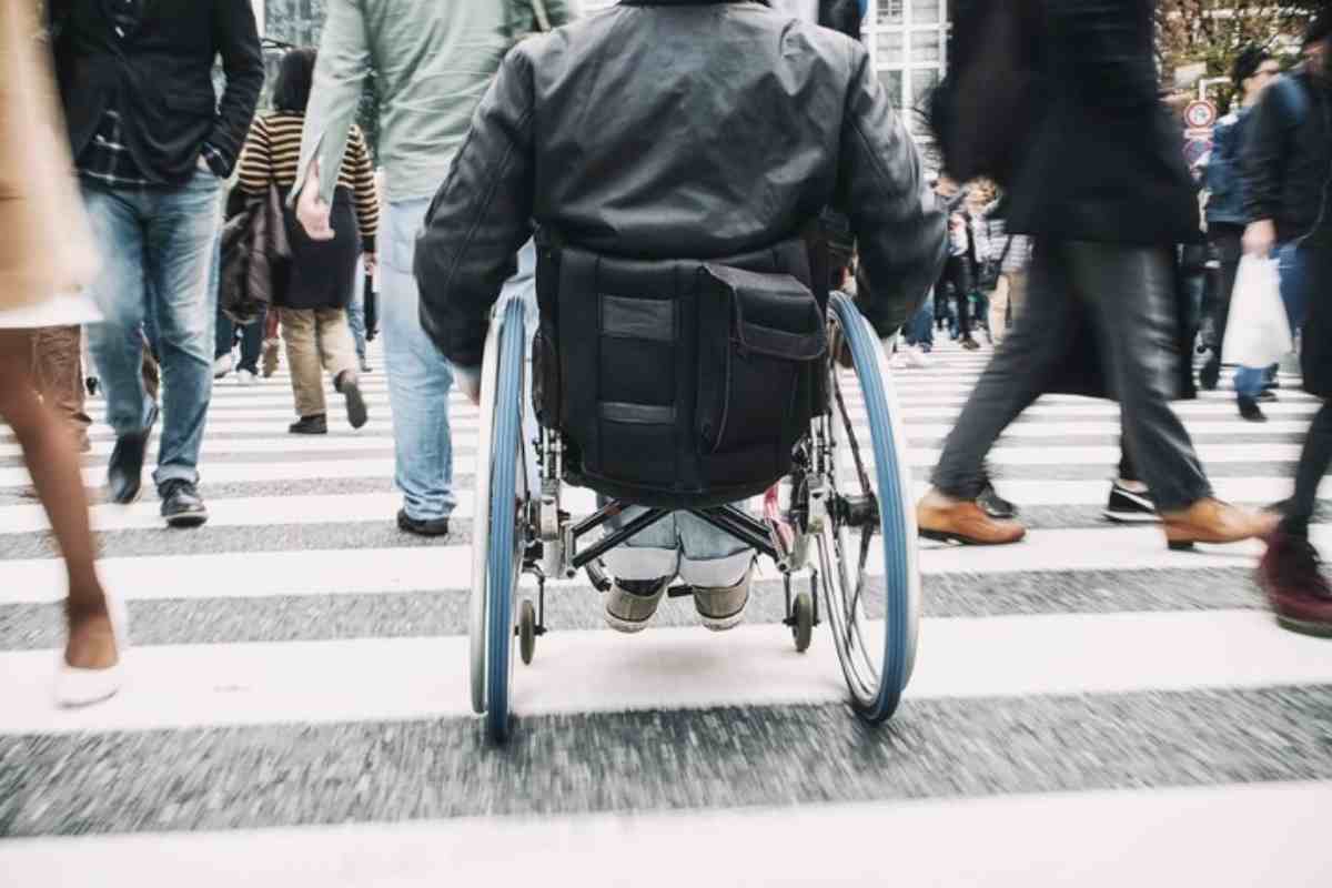 Tagli ai sussidi per i disabili gravi