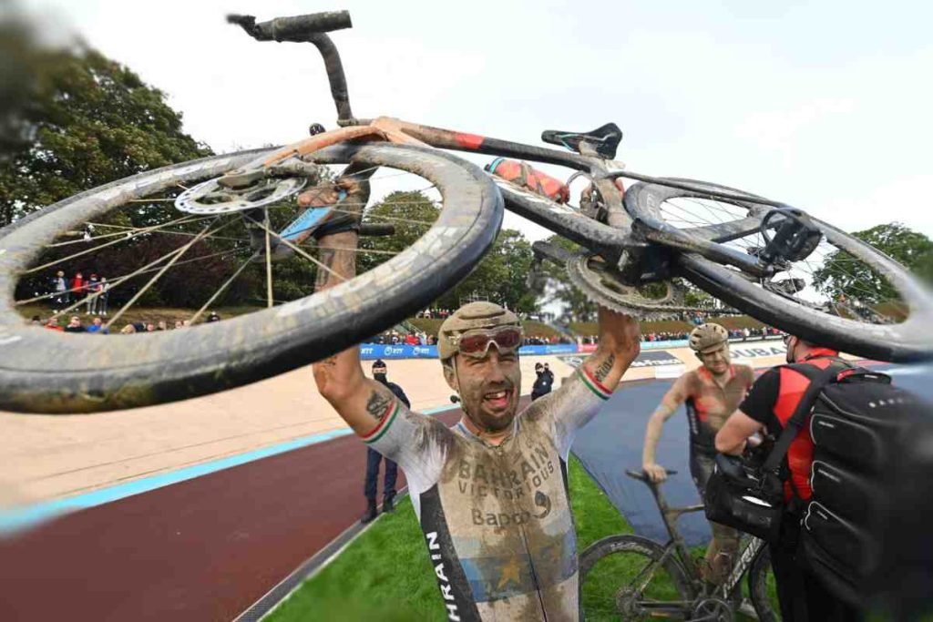 Colbrelli sventa il furto della sua bici