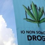 Cannabis distribuita a tutti a Milano