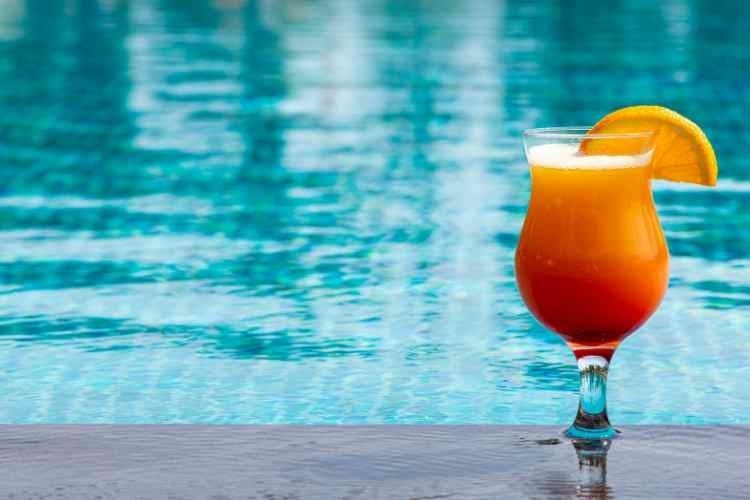 milano aperitivo in piscina