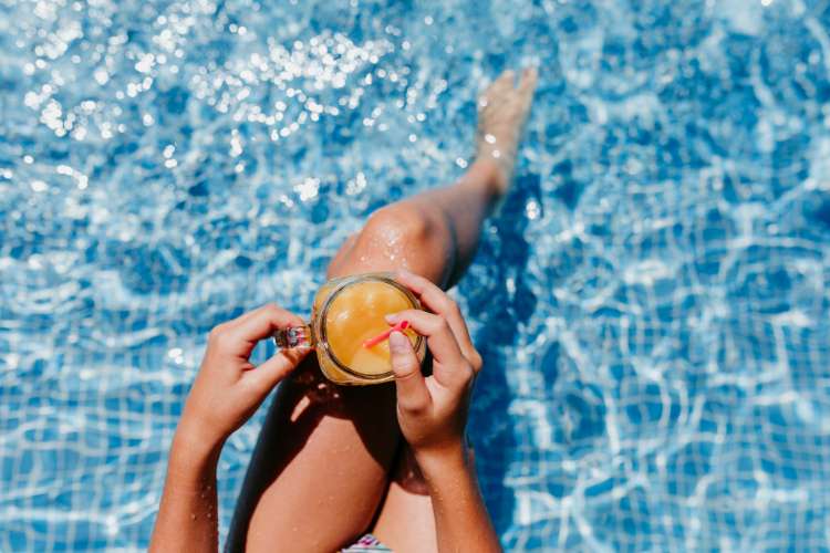 Milano aperitivo piscina