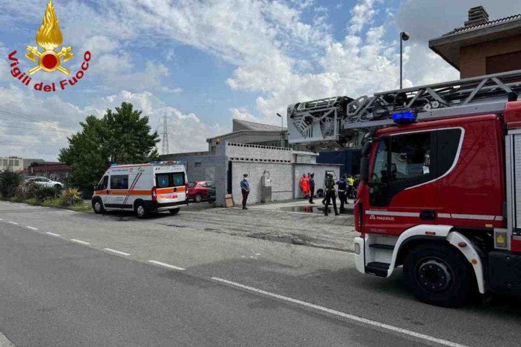 Esplosione in un'azienda a Milano