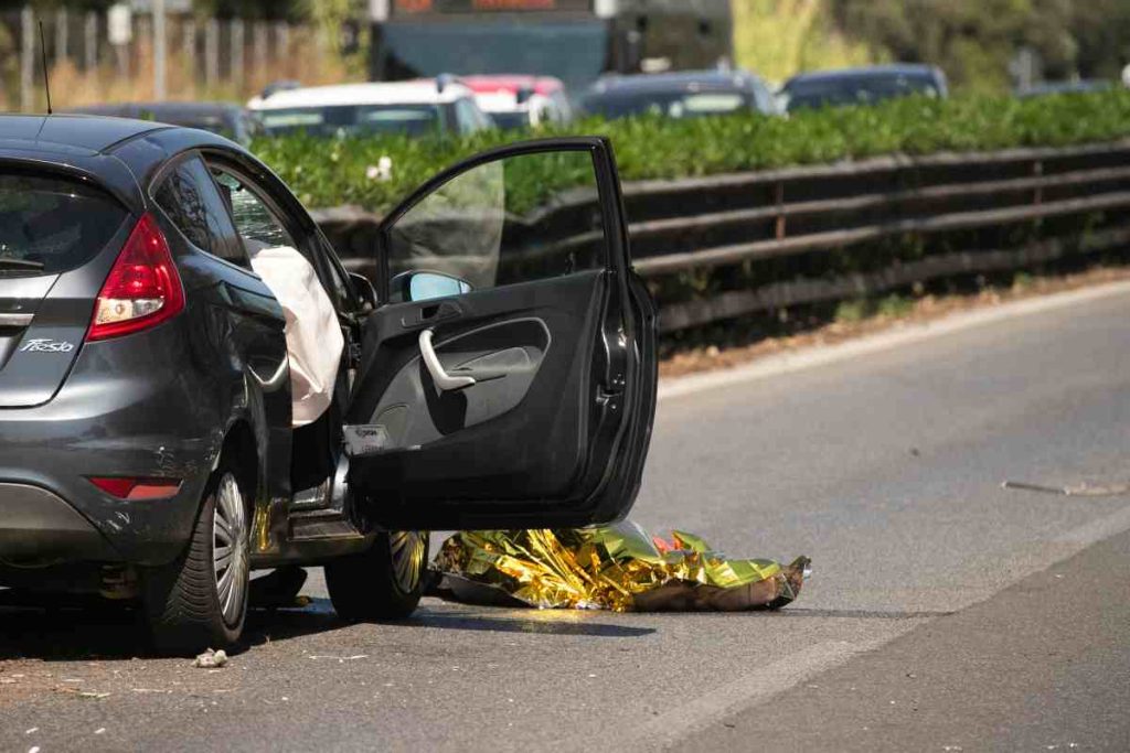 Investe e uccide un 15enne