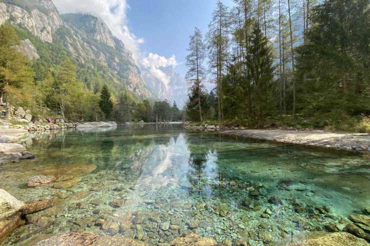 Val di Mello distanza Milano