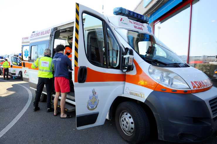 Tentano la rapina e poi li massacrano