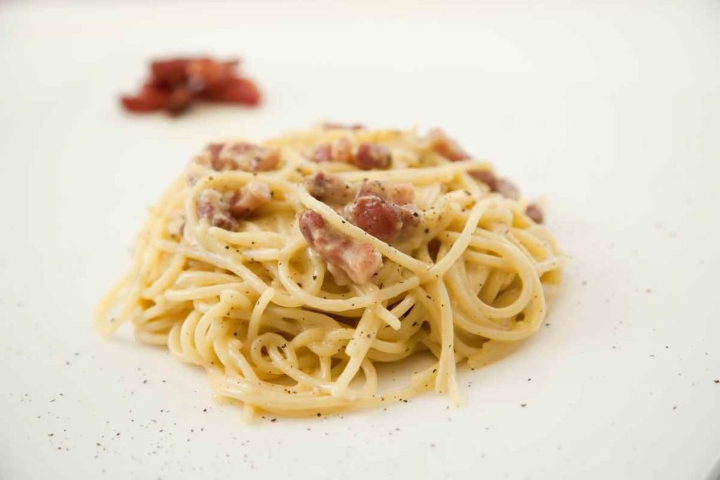 Carbonara spaghetti ristoranti