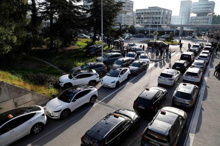 Troppe auto in sharing a Milano