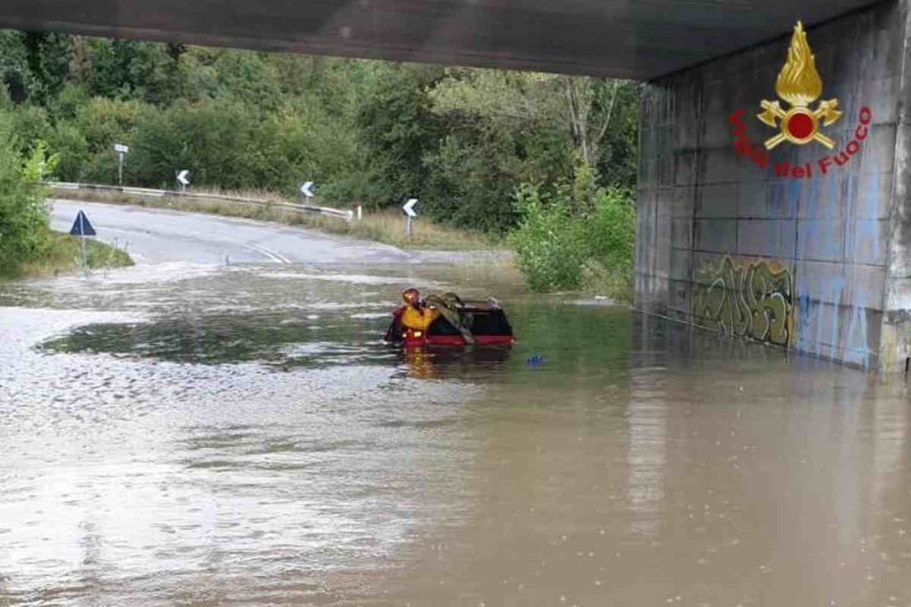 Milano, danni maltempo