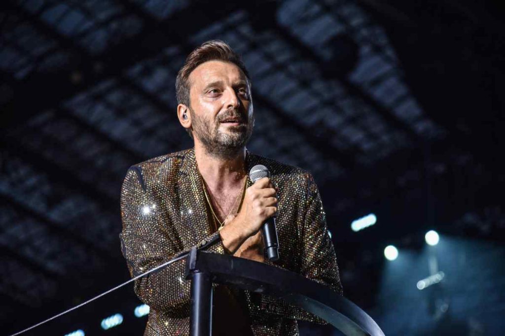 Cesare Cremonini tour