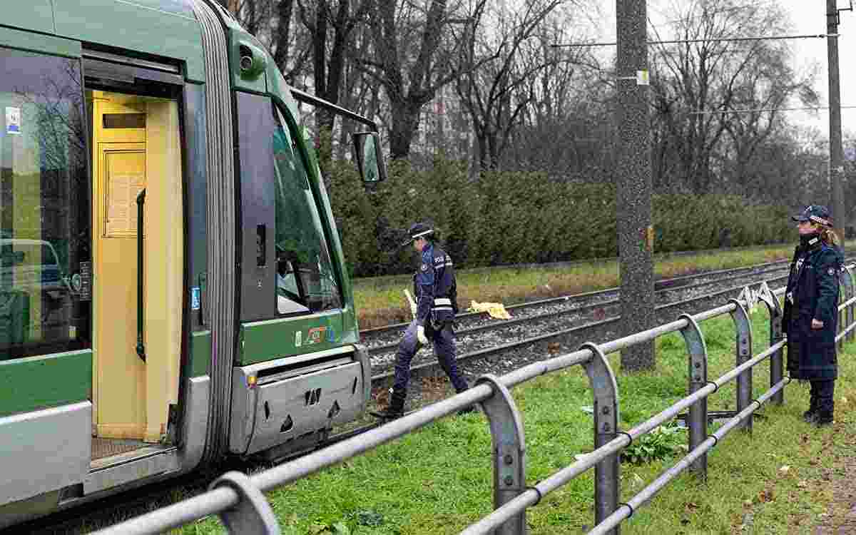 Morto sui binari al Gratosoglio