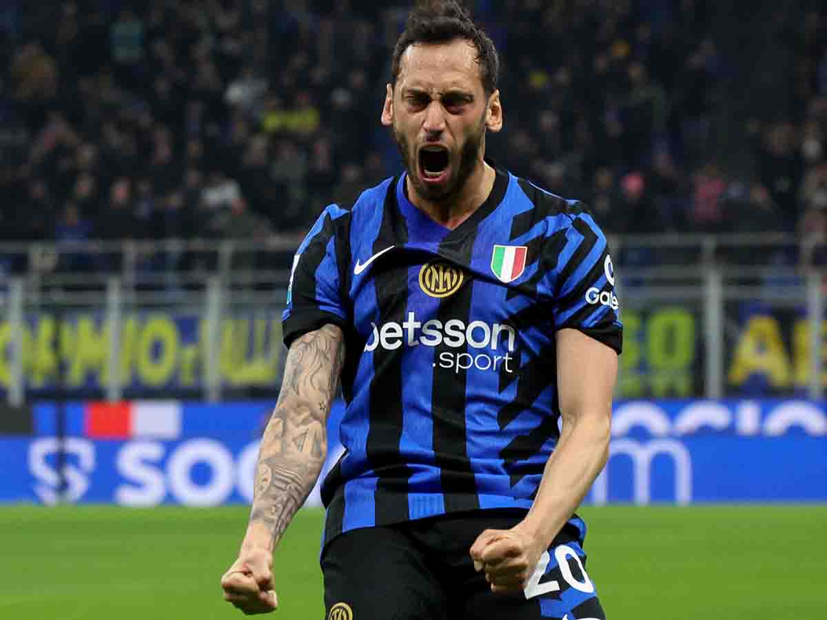 Inter, Calhanoglu dopo un gol