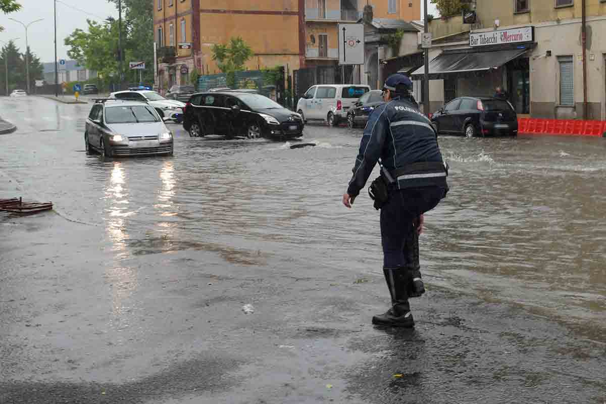 Maltempo a Milano, allagamenti