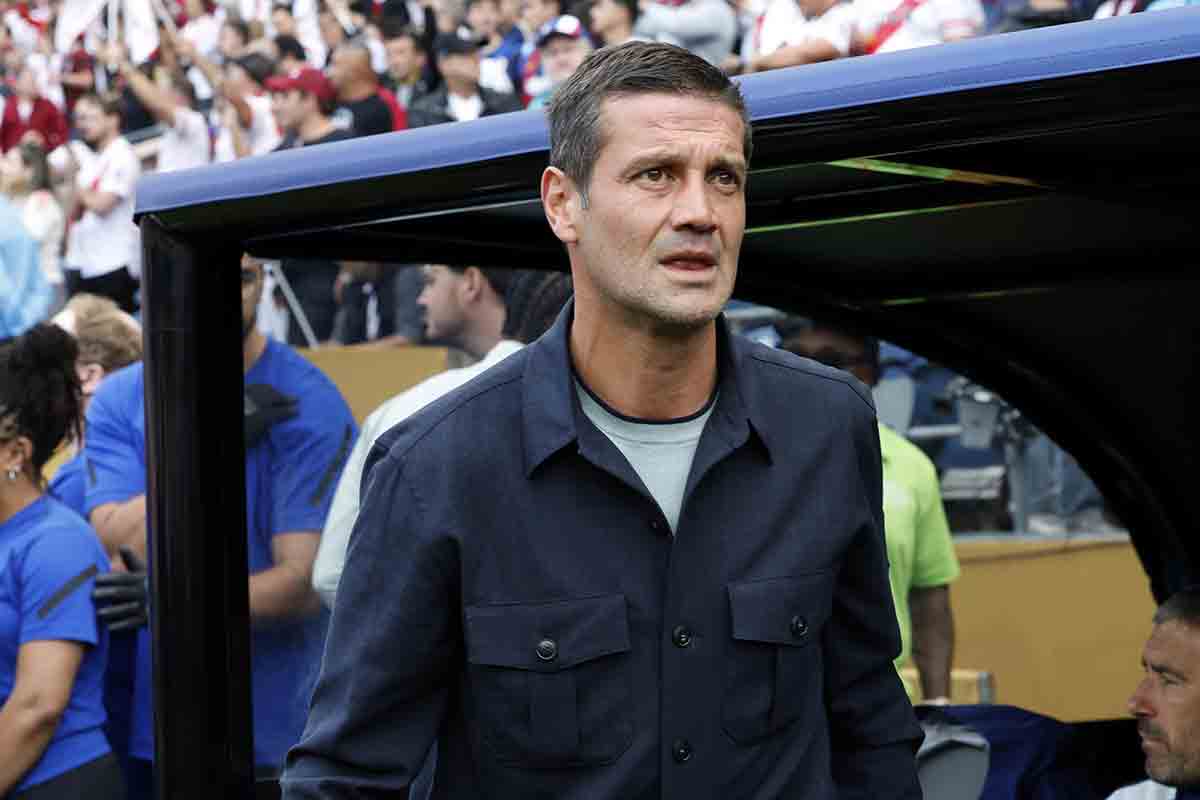 Inter River Plate, Chivu