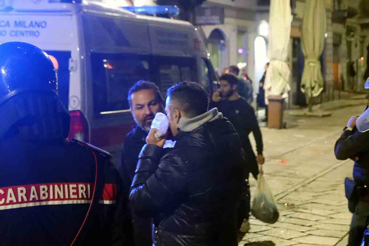 Maciachini, rissa e accoltellato