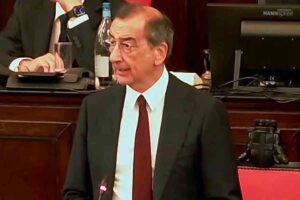 Beppe Sala, in consiglio comunale