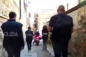 Jihad, arrestato un 16enne a Milano