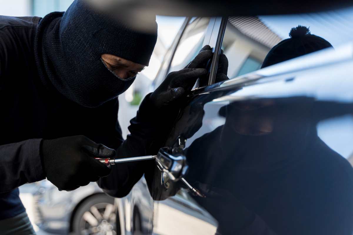 Furto di auto
