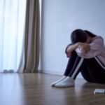 Giovane in difficoltà