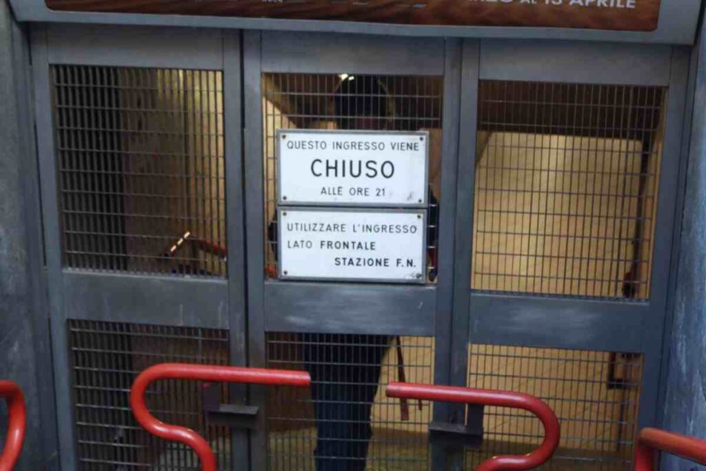 Una metro chiusa per lo sciopero