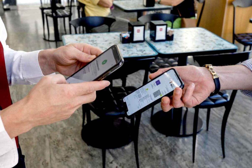 Un ristorante a Milano dove si paga col telefonino