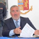 L'ex procuratore di Pavia Venditti durante una conferenza stampa