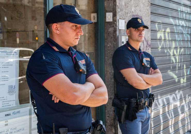 Poliziotti in azione