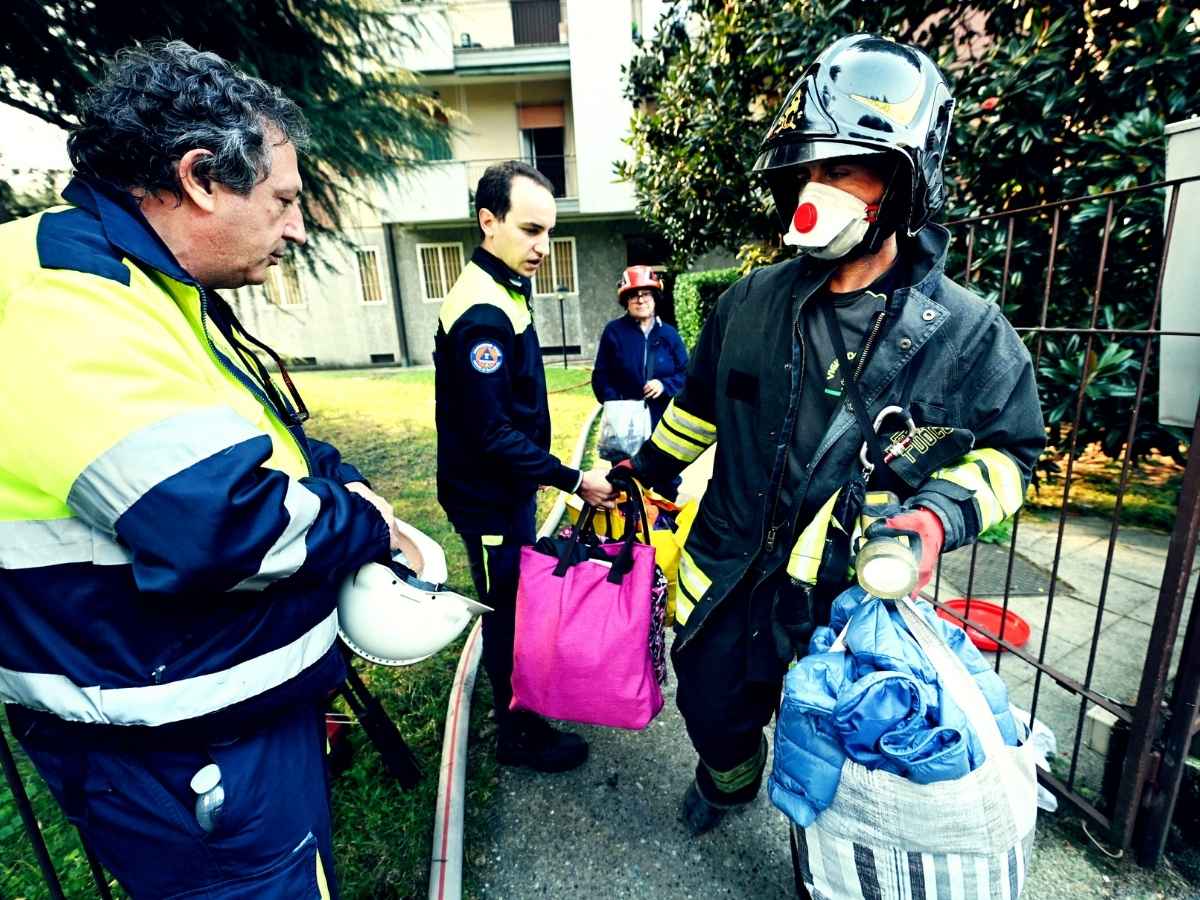 L'intervento dei vigili del fuoco a Cornaredo