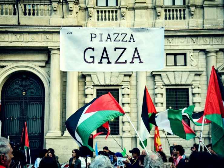 Milano, manifestazione per Gaza a Milano