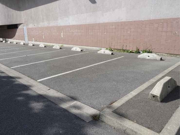 Posto auto sotto casa, priorità