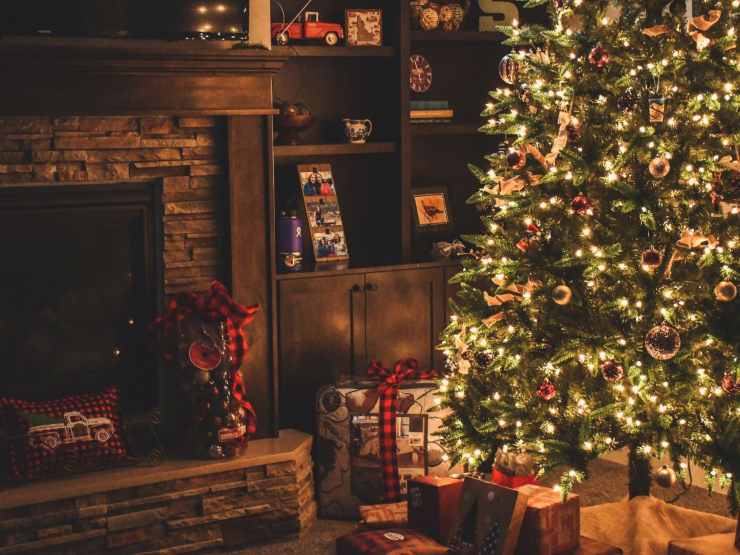 casa addobbata per Natale