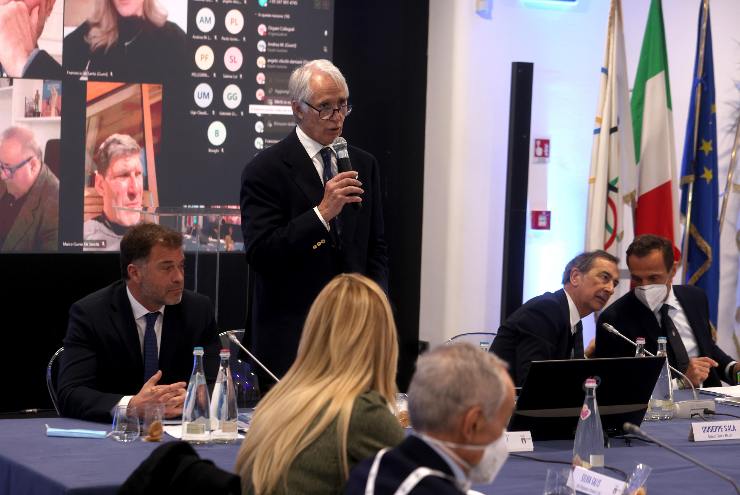 L'ex presidente del Coni ora di Milano-Cortina Malagò insieme al Sindaco Sala durante una conferenza