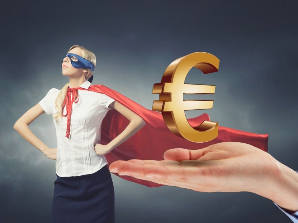 sfondo donna super e mano che tiene simbolo euro