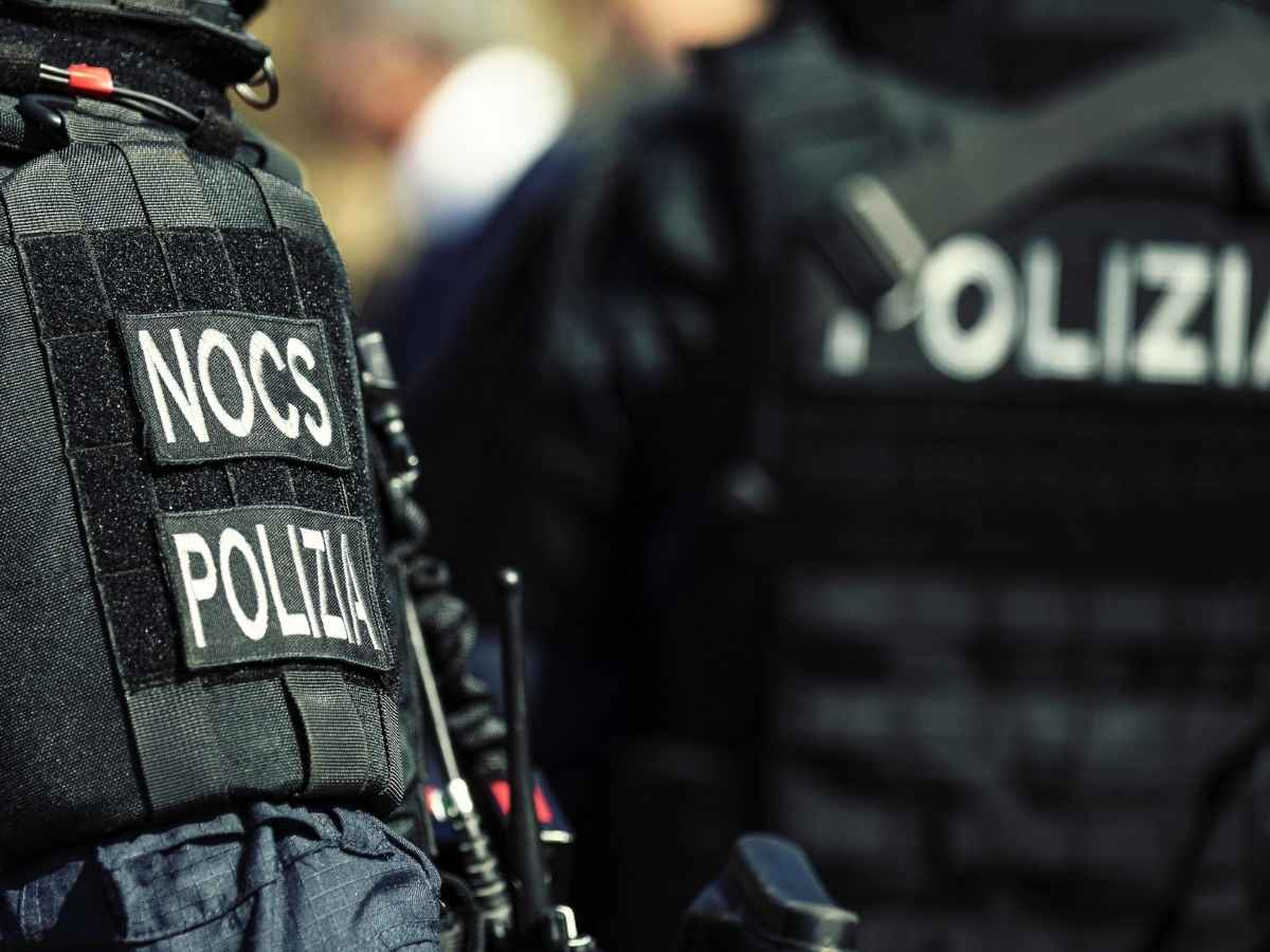 Agenti Nocs della polizia