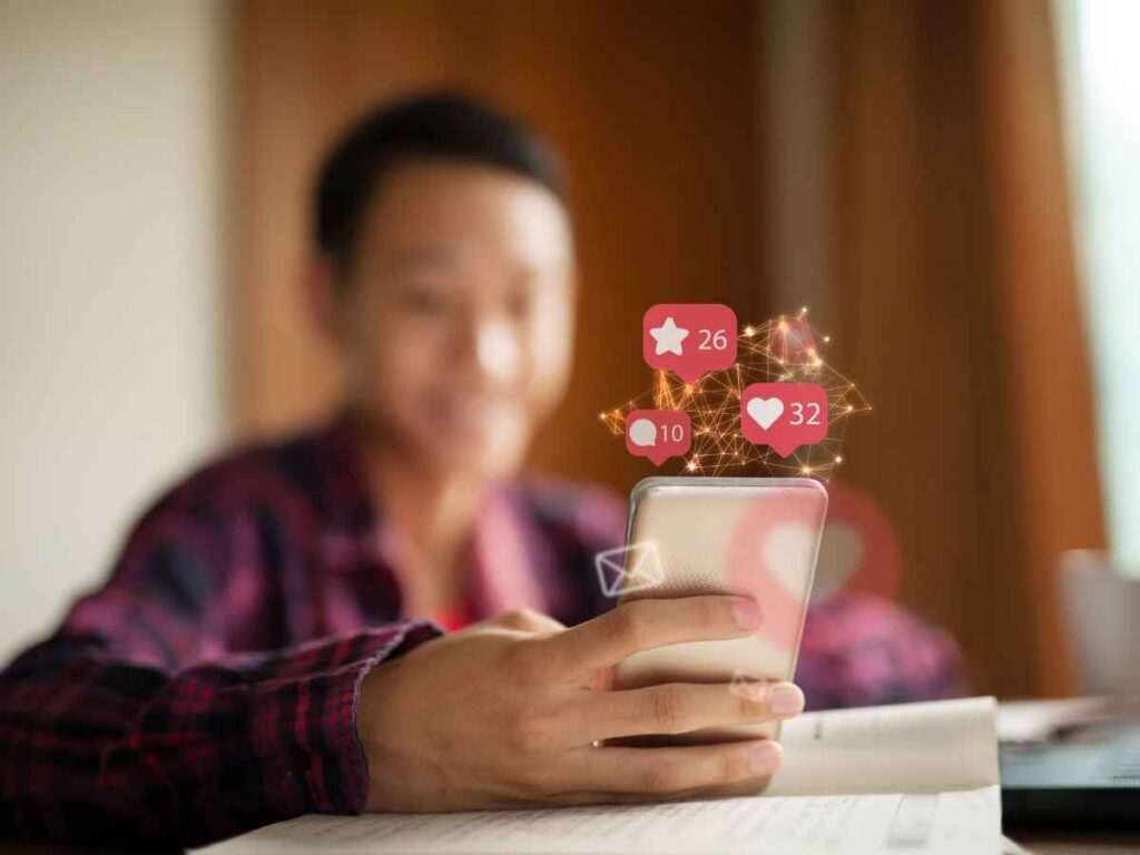 Allarme bambini sui social media