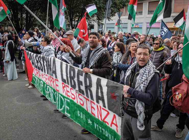 Il corteo in favore della Palestina