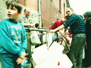 La popolazione di Sarajevo sotto assedio