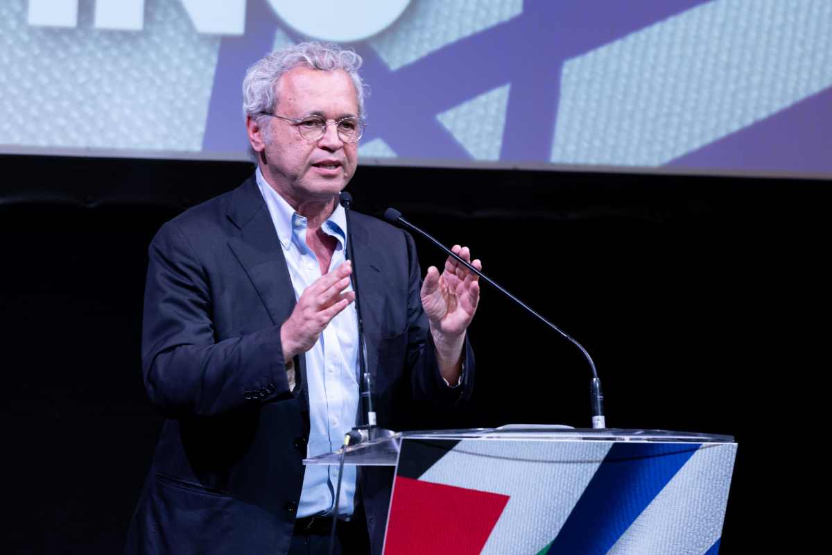 Mentana durante una conferenza