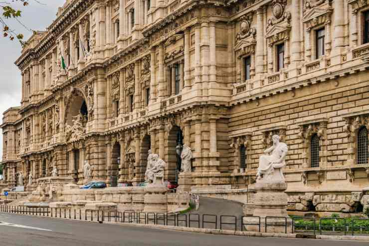 Una foto del Palazzo di Giustizia di Roma