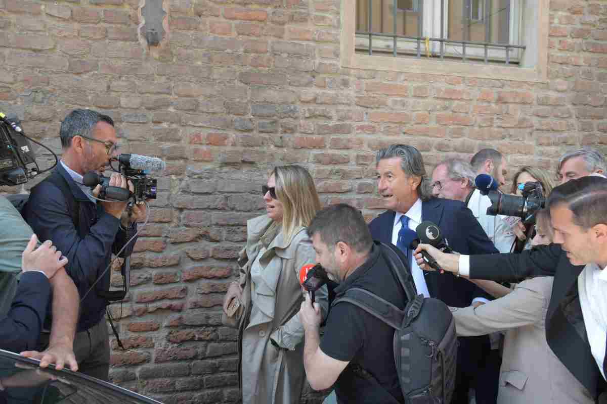 Giada Bocellari e Antonio De Rensis i due legali di Alberto Stasi all'uscita dalla Procura di Pavia