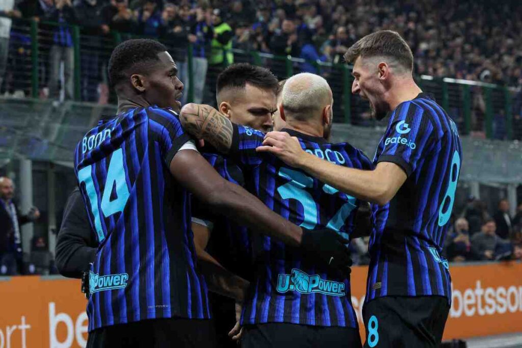 Il momento dell'esultanza dopo la rete dell'1-0 di Lautaro Martinez