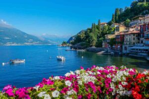 Una foto della vista del lago di Como